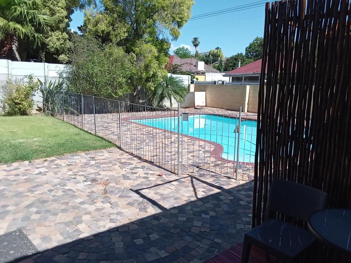 10 On Fairview B&B Paarl Exterior foto